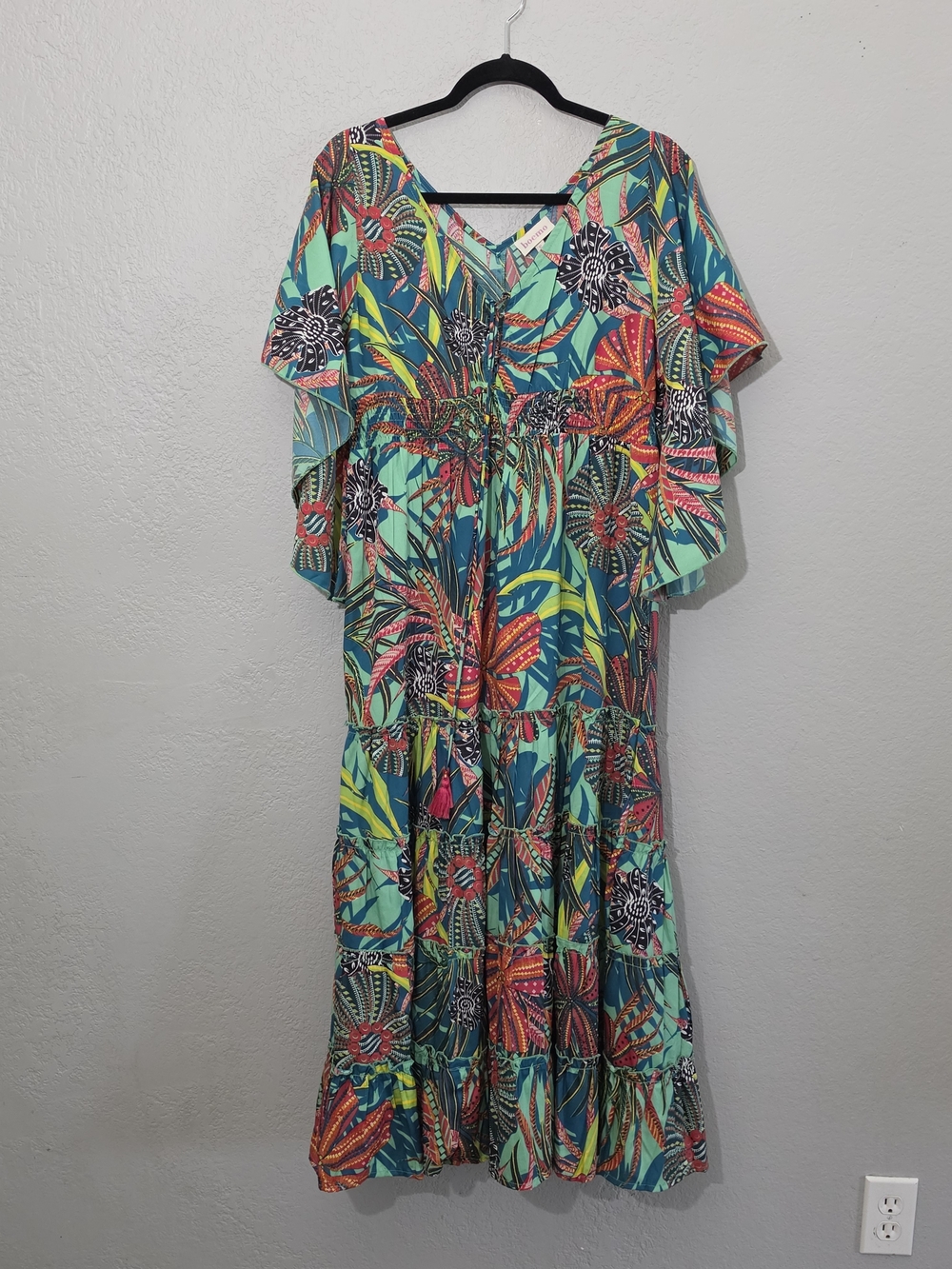 Boemo Leafy Floral Boho Maxi Dress with Flutter Sleeves Womens Small Relaxed Fit